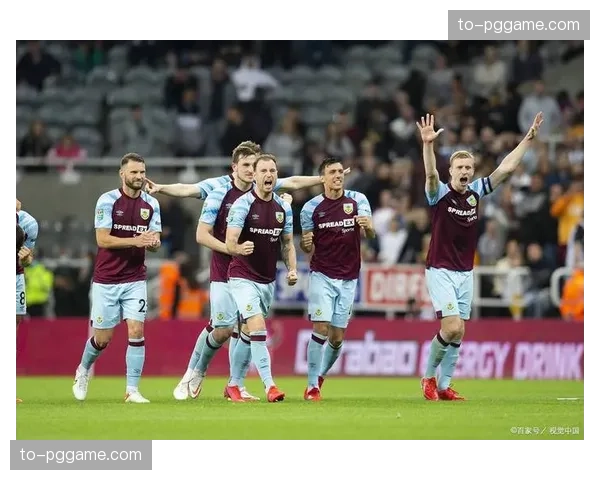 保级大战进入关键阶段 西汉姆联近4轮3胜显反弹势头